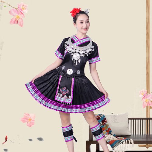 云南民族服装文化解析——歌珀尼三月三少数民族演出服饰之美